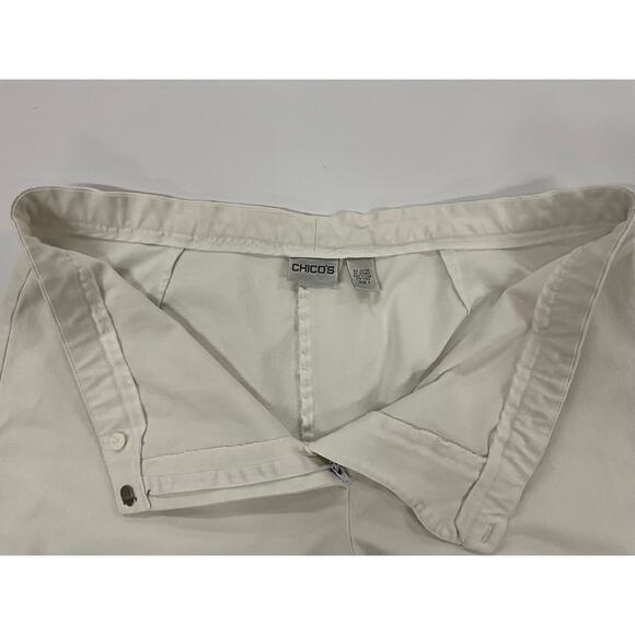 Chico’s Women Stretch White Jeans Straight Leg Flat Hook and Eye Closure Size 3 - Picture 5 of 7